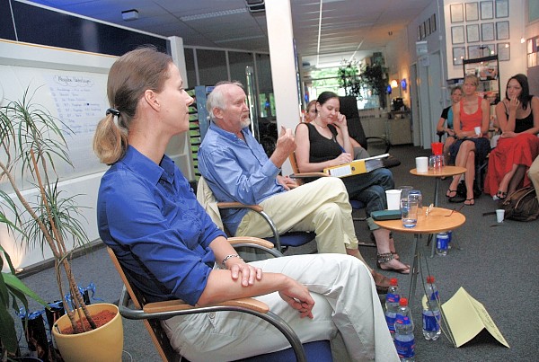 Prof. Dr. Dr. h.c. Lutz von Rosenstiel bei einer Expertendiskussion im CoBeCe Regensburg